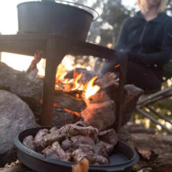 Campfire Cast Iron Camp Oven 9 Quart